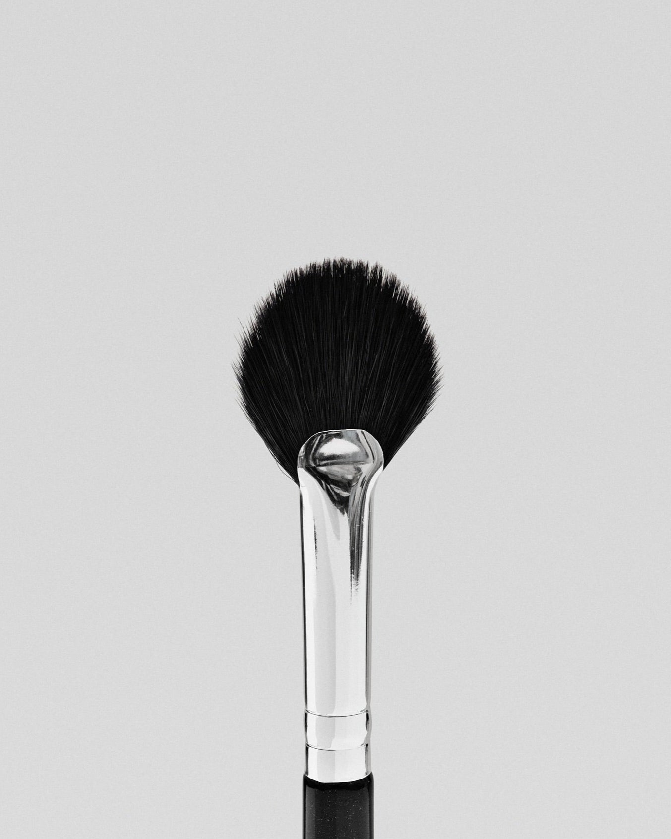 The Mini Fan brush
