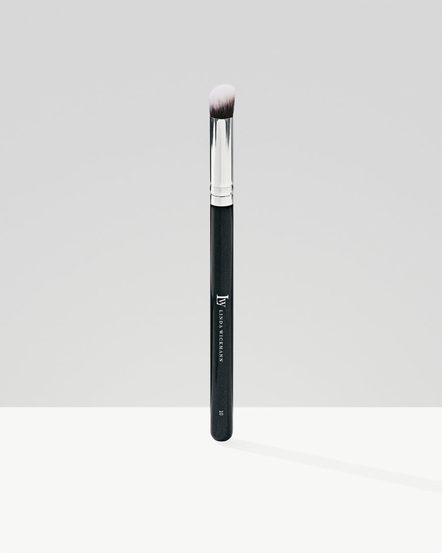 The Angled Concealer brush