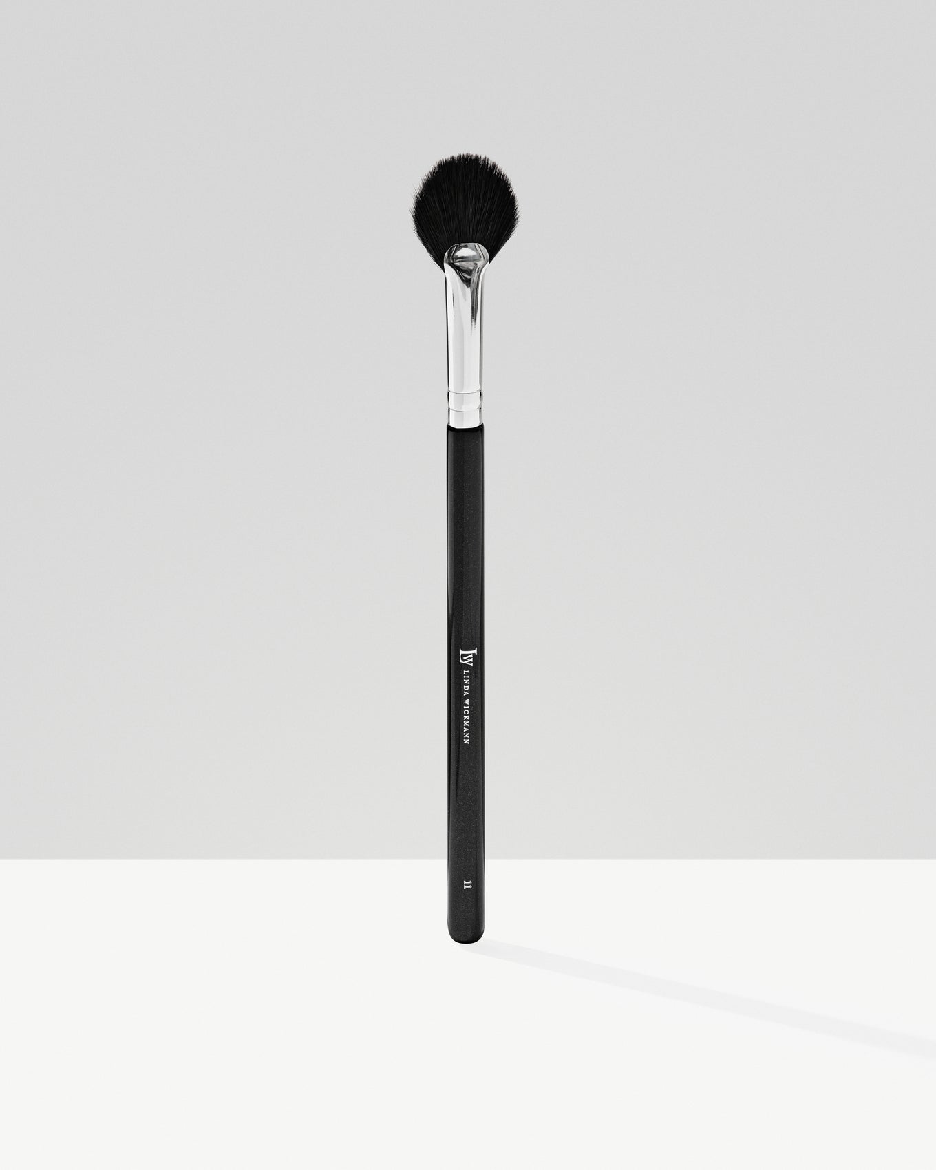 LW Brush No. 11