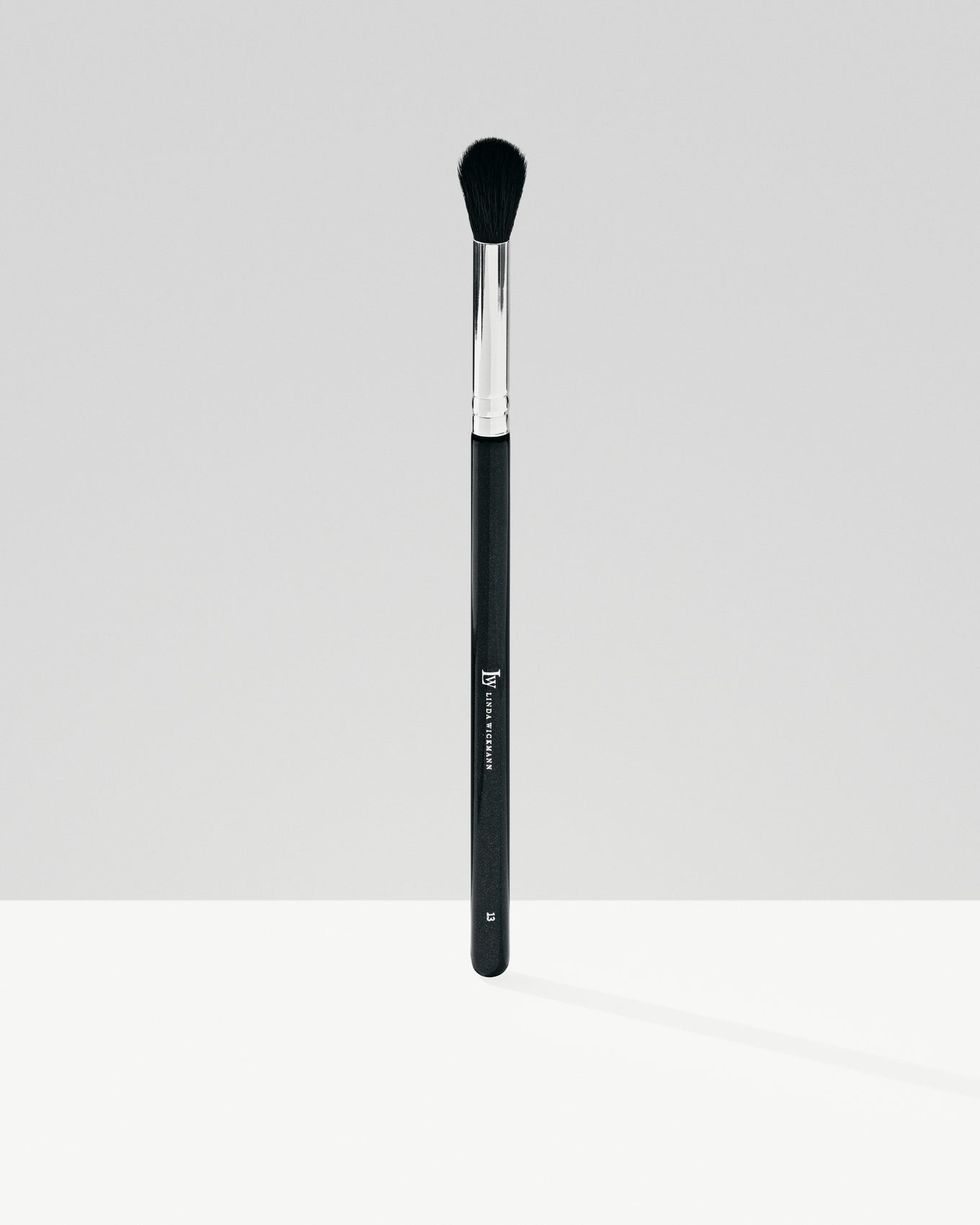 LW Brush No. 13