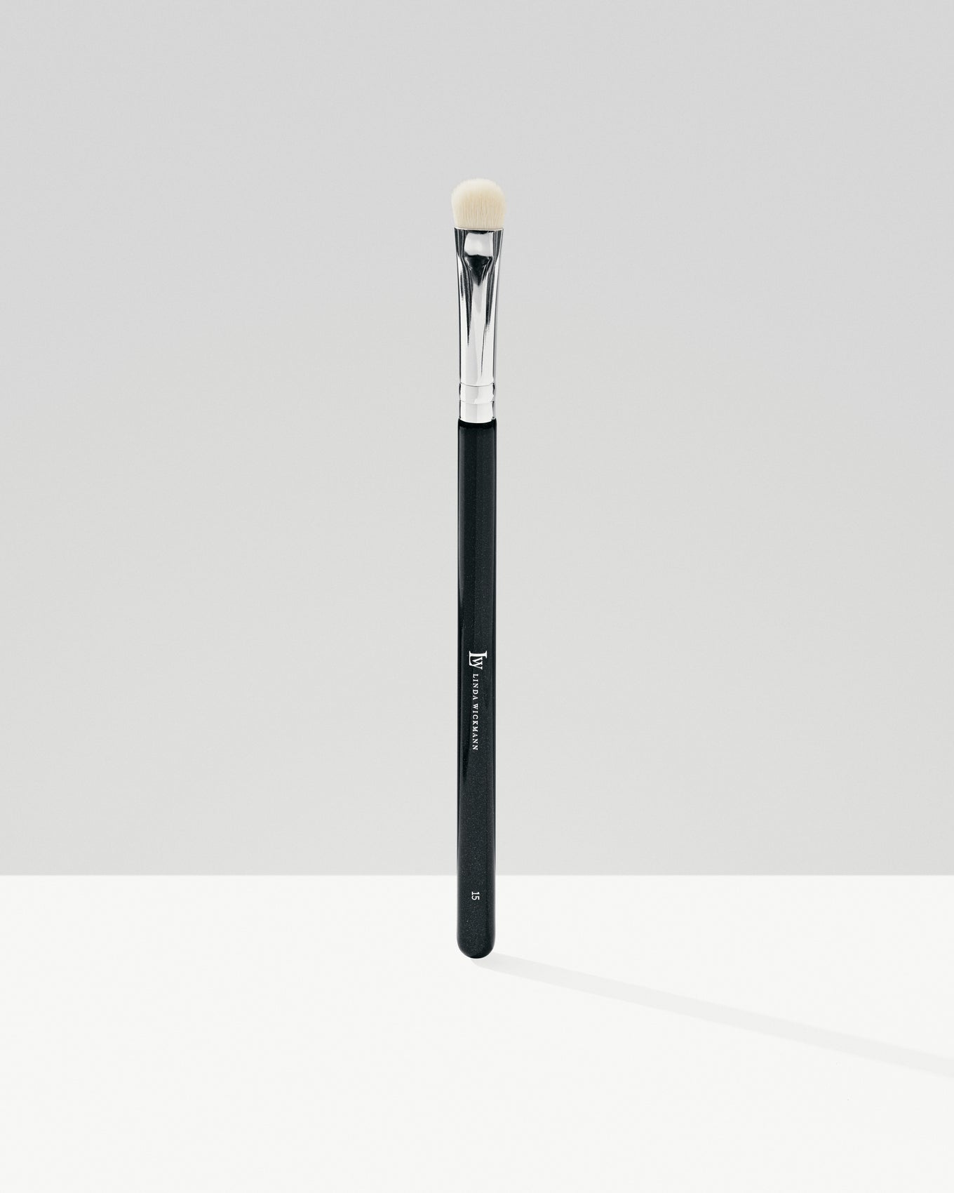 LW Brush No. 15