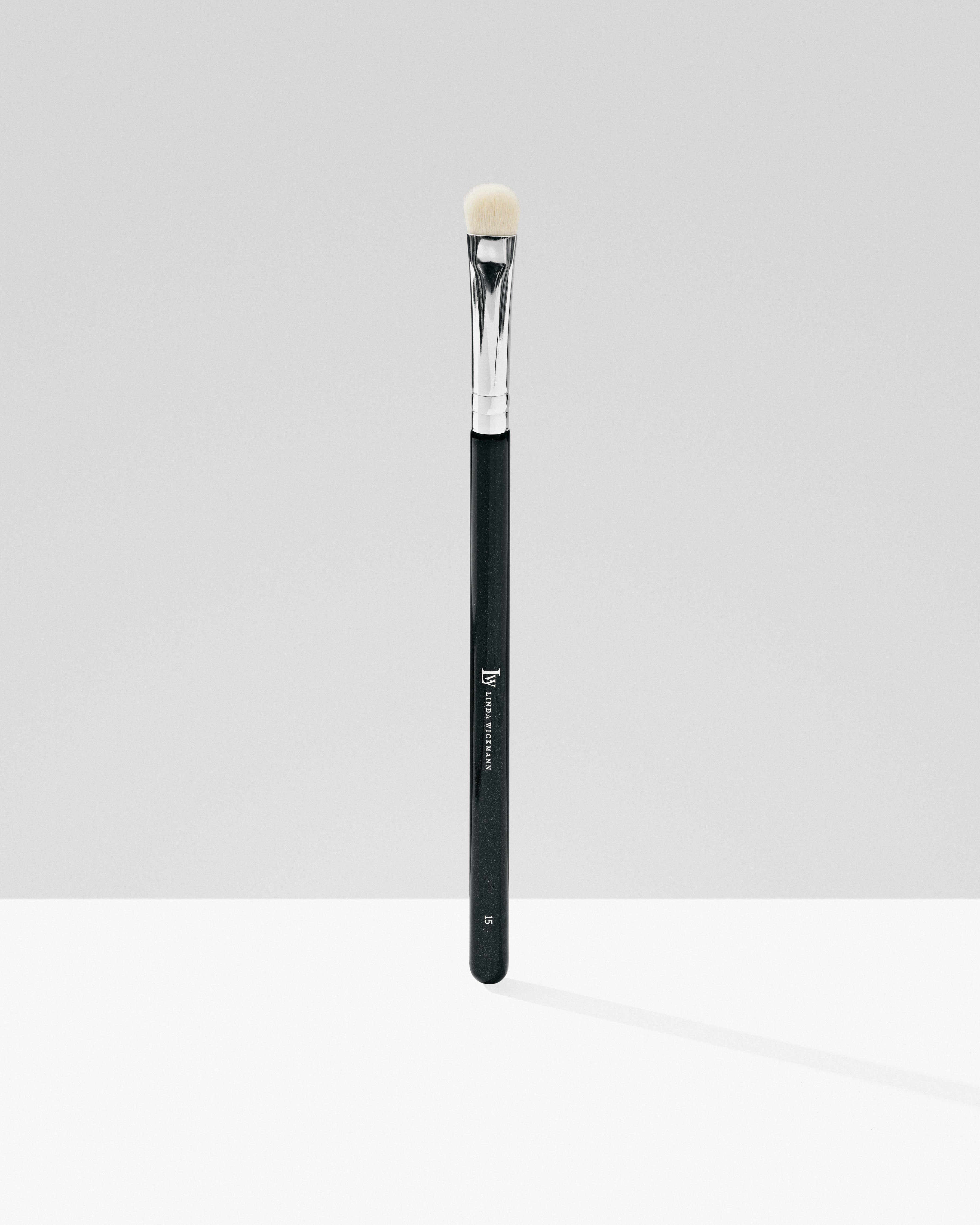 LW Brush No. 15