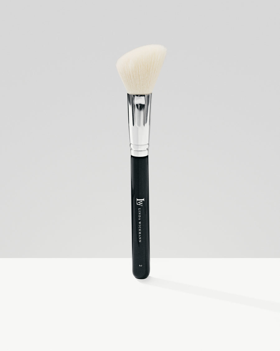 The Contour, Blush brush