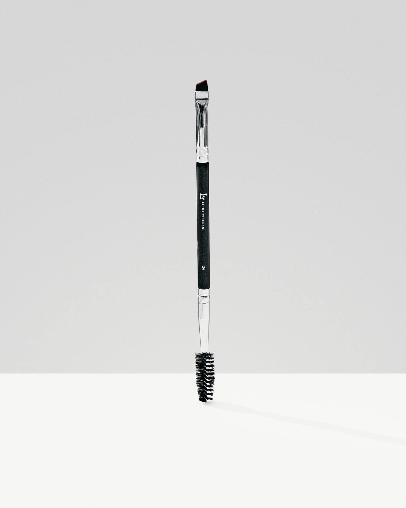 LW Brush No. 24