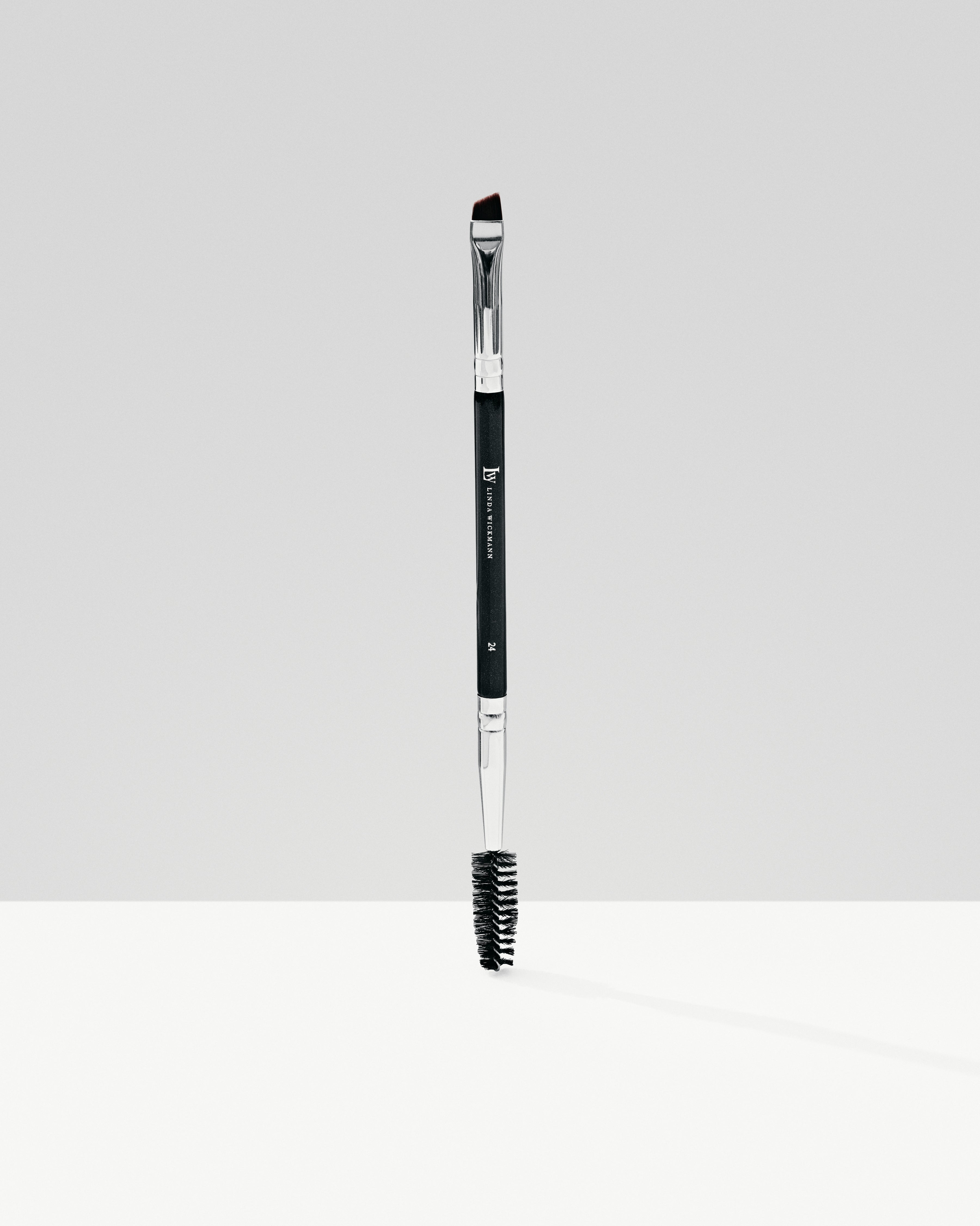 LW Brush No. 24