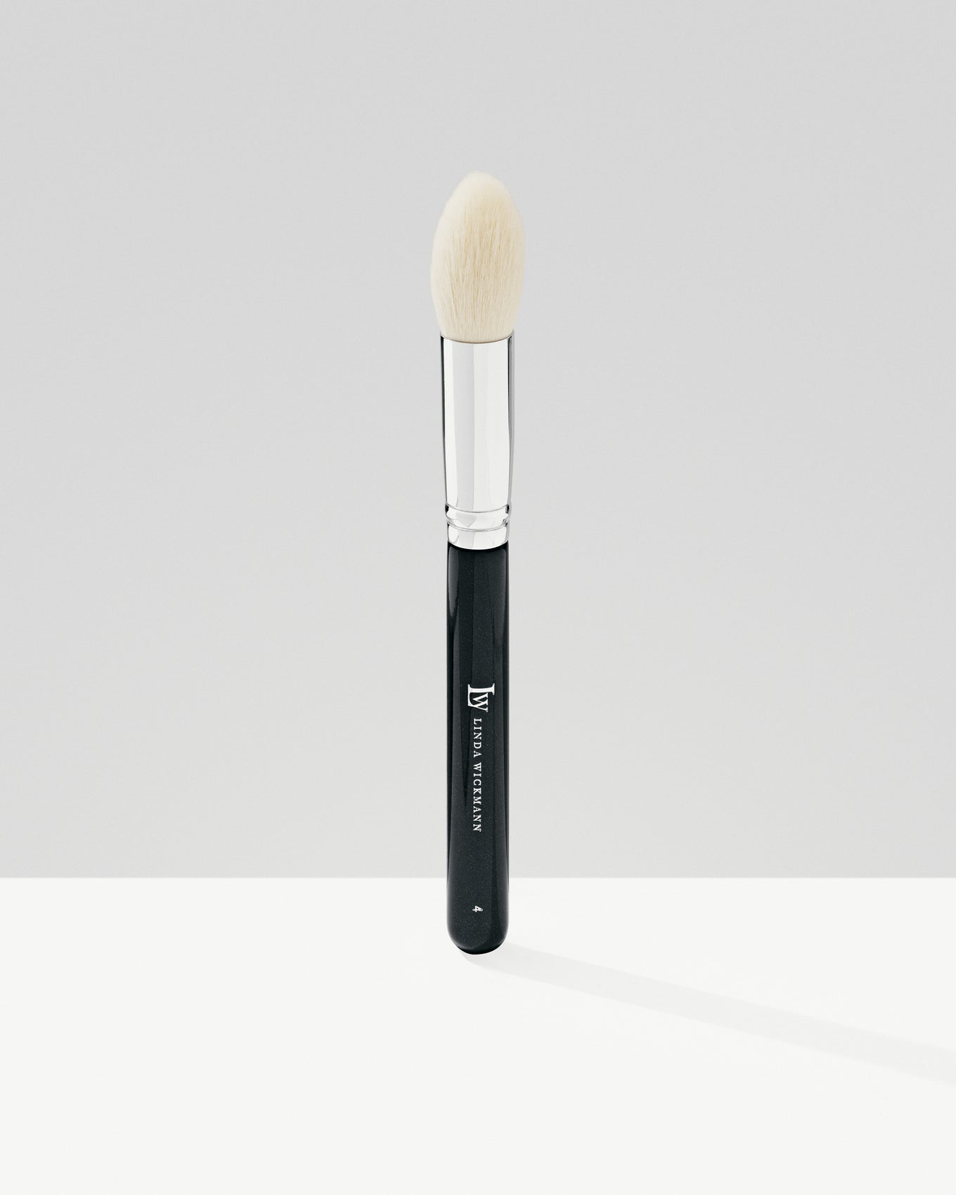 LW Brush No. 4