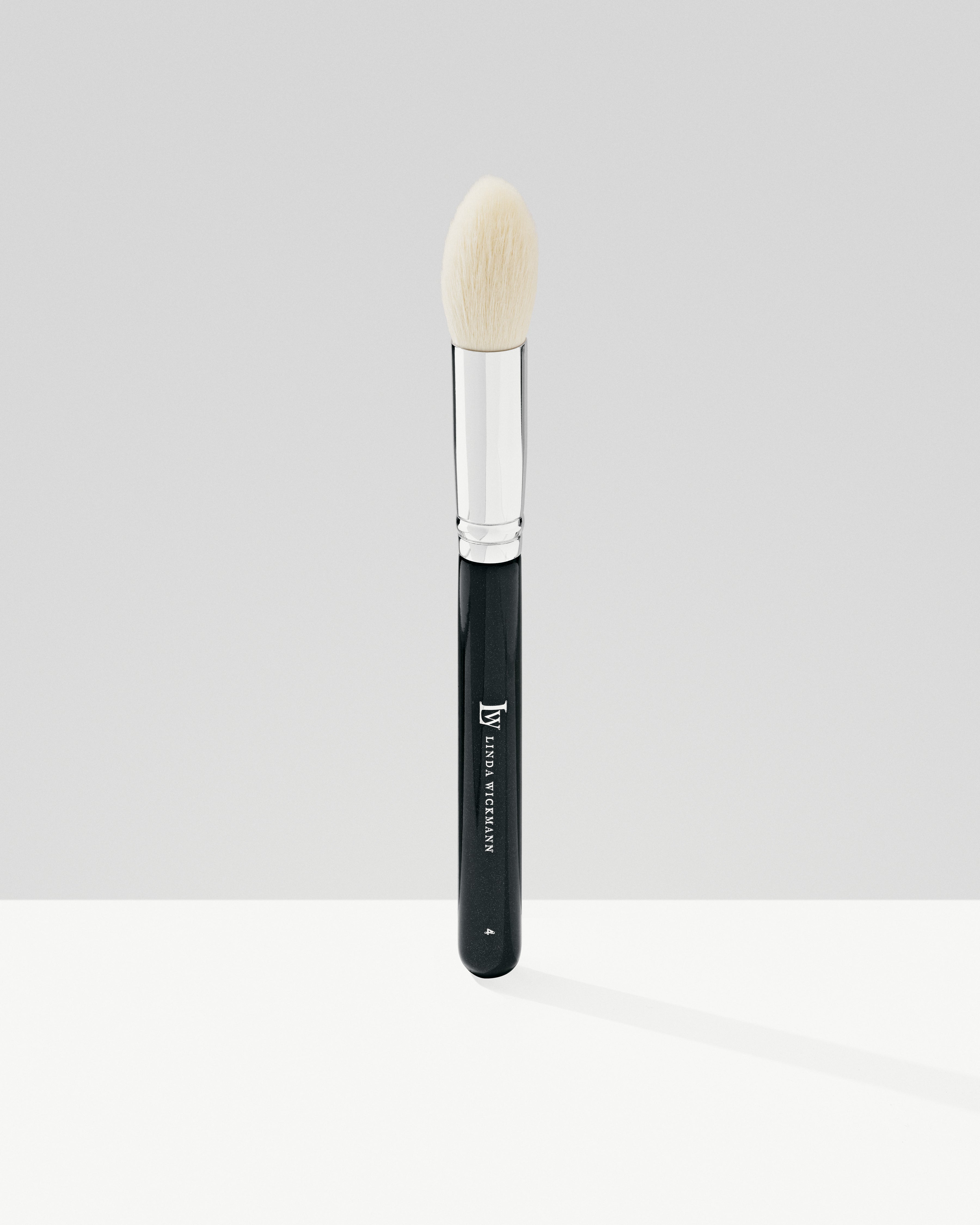 LW Brush No. 4