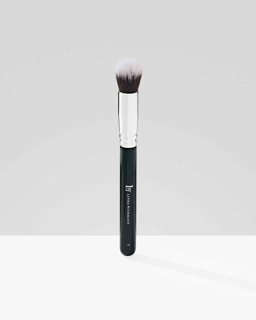 The Medium Round Foundation brush