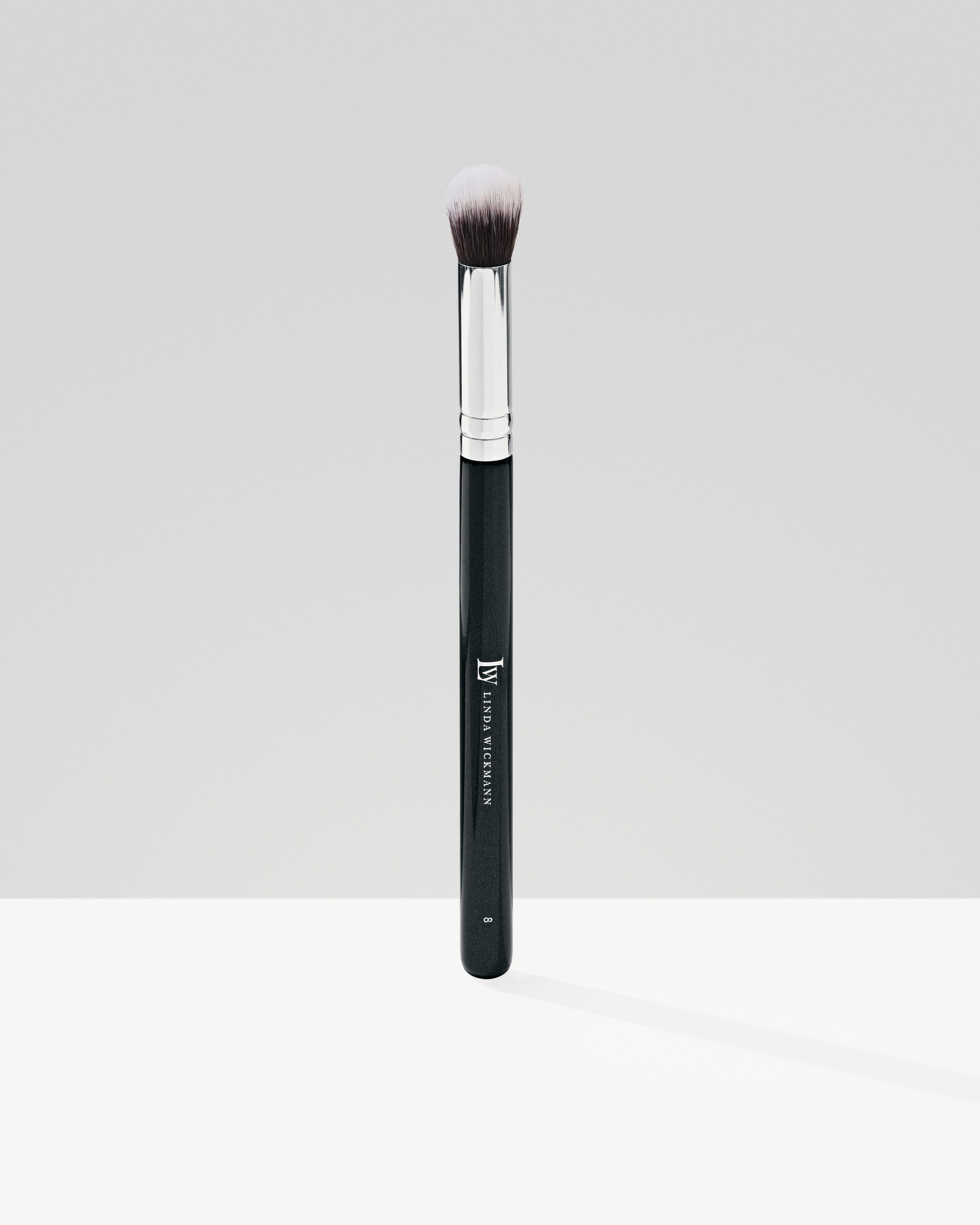 LW Brush No. 8