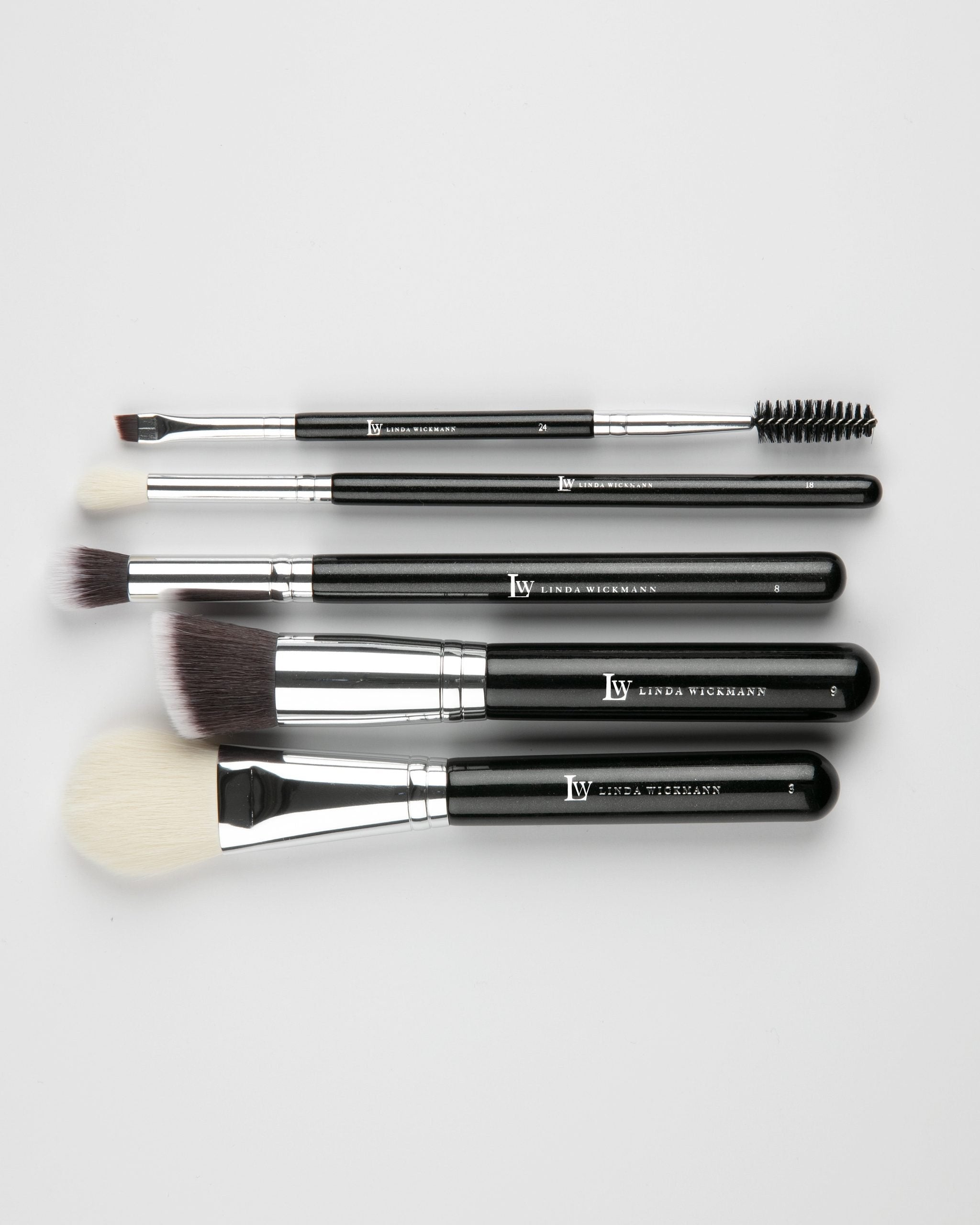 The_Essentials_kit_-_3_9_10_18_24
