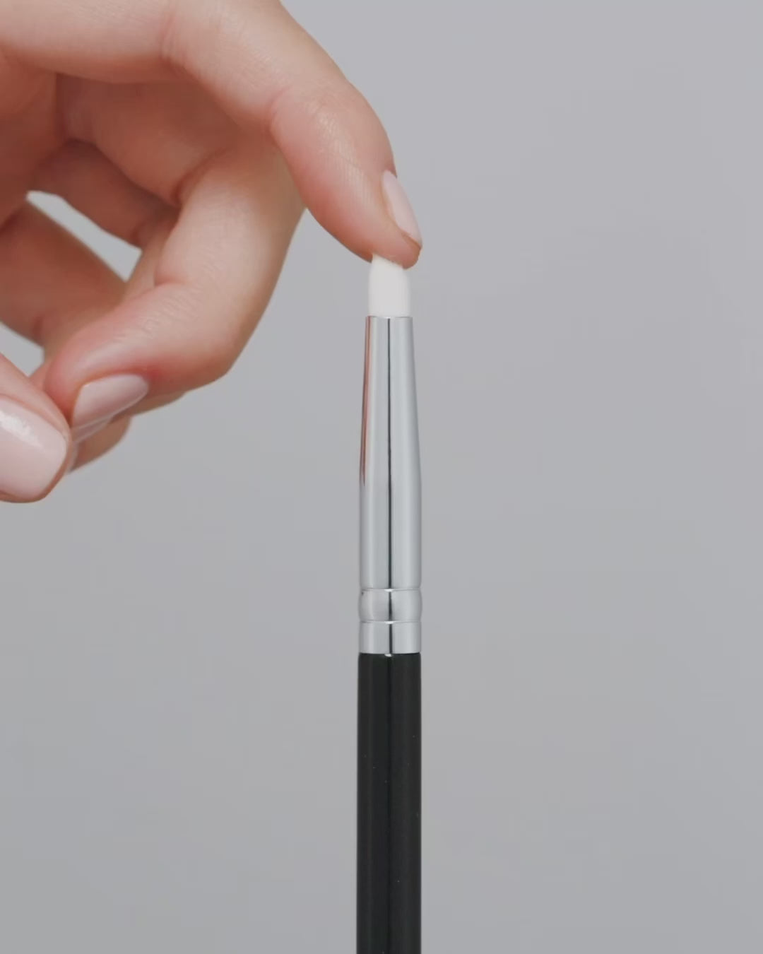 Load video: The Small Smudge brush